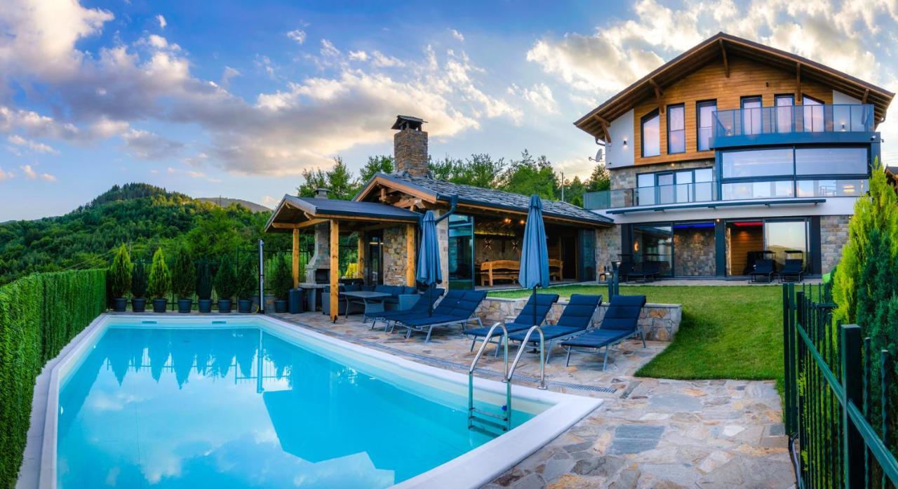 Вила Рустик / Villa Rustic Kjusztendil Kültér fotó